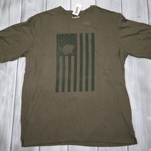 NEW Duluth Trading Company Men's Longtail Standard Fit Pocket Beaver T-Shirt